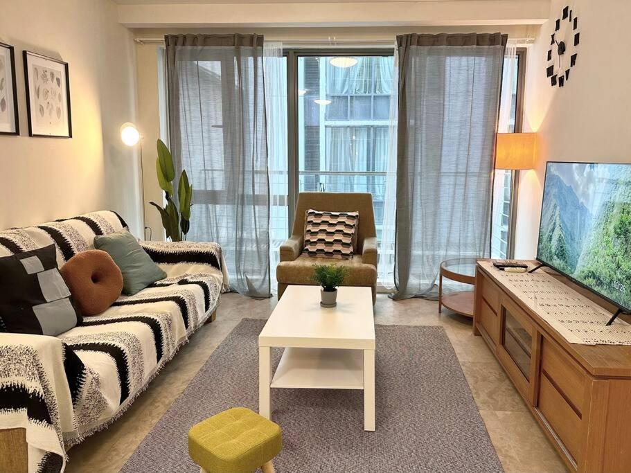 Apartment Bukit Bintang Fam Suite, 1min To Pavilion, 6-7 Pax, 2b2r *
