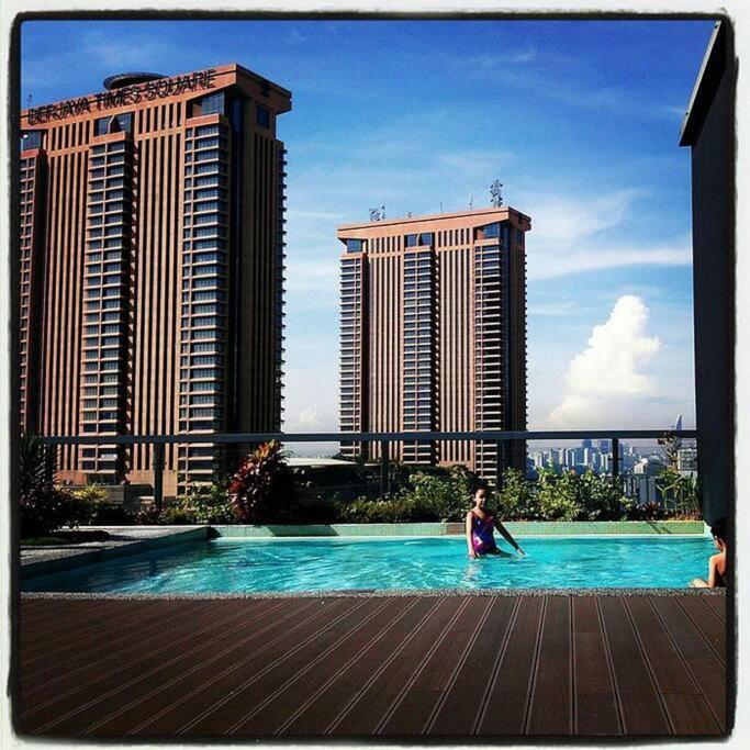 Bukit Bintang Fam Suite, 1min To Pavilion, 6-7 Pax, 2b2r * Kuala Lumpur