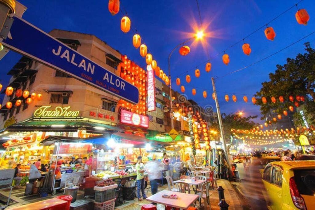 Bukit Bintang Fam Suite, 1min To Pavilion, 6-7 Pax, 2b2r * Kuala Lumpur